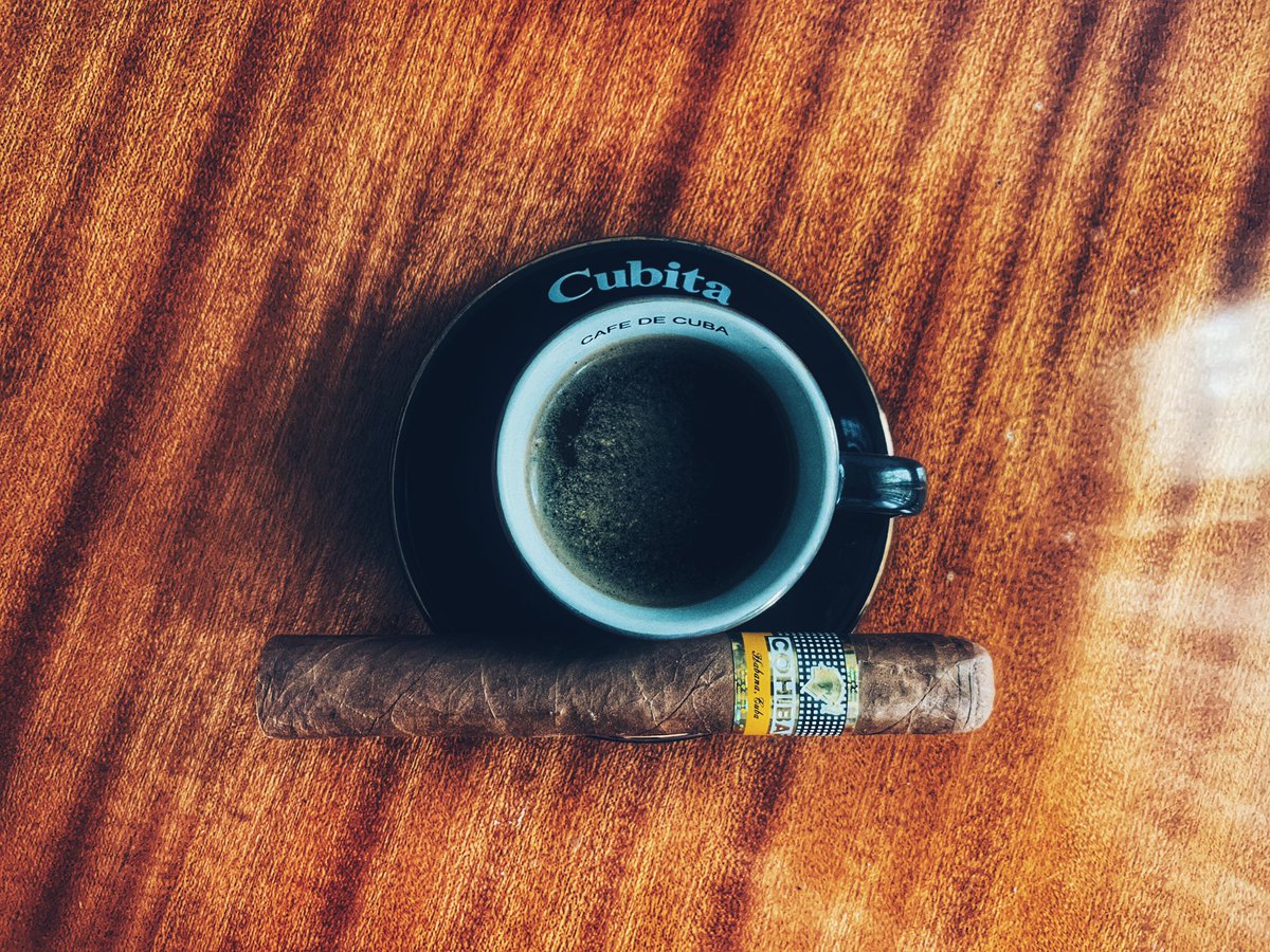 Hay quien dice q estoy muy taína...pero es viernes y el cuerpo lo sabe 💃🏽 💨 <a href="/AngelGM87/">Ángel García Muñoz</a> <a href="/jblancourgoiti/">BURKINA THE REVIST</a> <a href="/rudypopi/">CesarLopezOrtiz</a> <a href="/APerezdeGuzman/">Antonio PdG</a> <a href="/_yoanguerrero/">Yoan Guerrero Curbera </a>