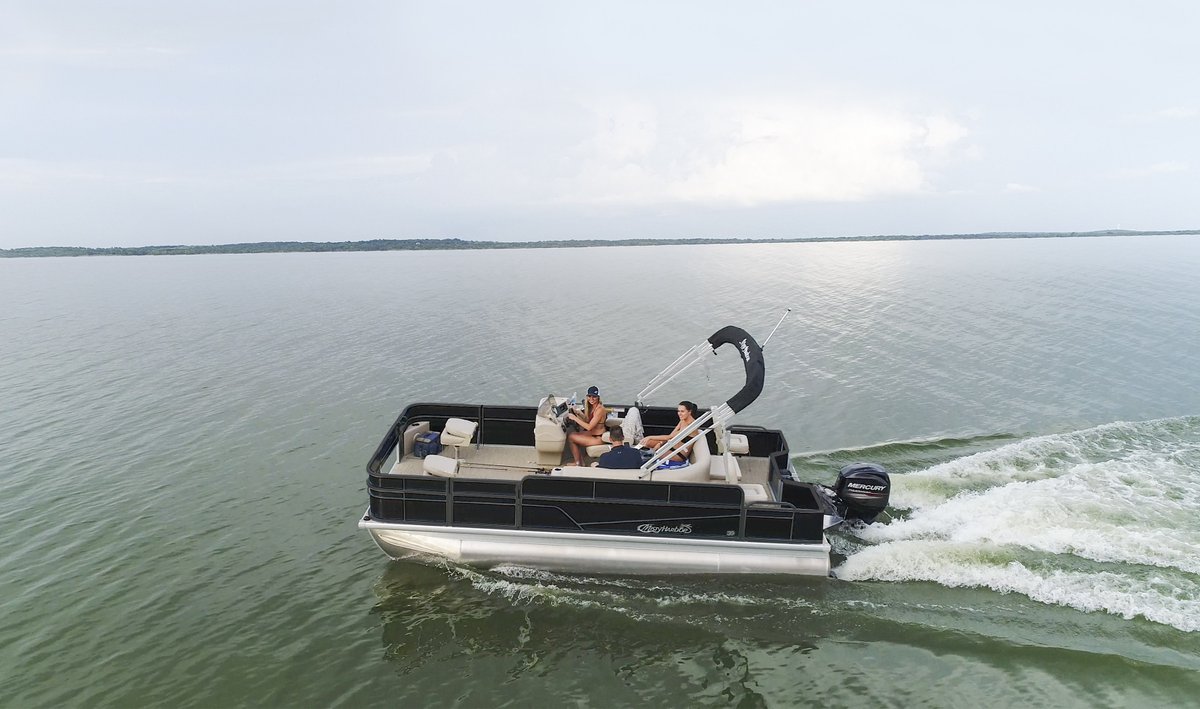 viaggiopontoon's tweet photo. "Braving the unknown with those you love... is a journey WORTH taking." π -Unknown
.
Plan for some EPIC journeys for this summer and start today by visiting π https://t.co/q04xTlOlq7
.
#PontoonBoat #BoatingLife #PontoonLife #Boating #PontoonParty #Pontooning #BoatShow #BoatLife https://t.co/mnIVSOyLXE