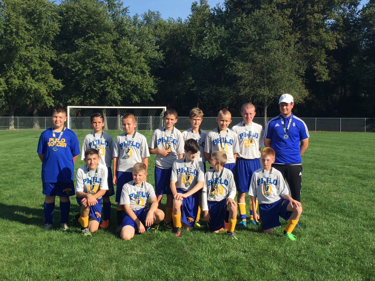 PhiloMensSoccer's tweet photo. It’s Blue & Gold Day! #FLSDspiritweek #FLSDspirit https://t.co/t6uVTw29ty