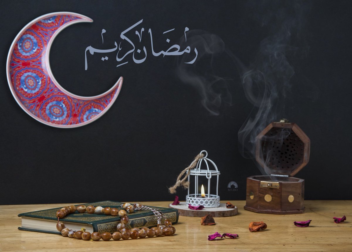 {  اللهم أعِنا على صيامه وقيامه على الوجه الذي  يرضيك عنَّا } 🌜🕯️
....
#تصويري #عدستي #نيكون #فوتوغرافي #رايكم #رايكم_يهمني #تصوير #مصور #جلسة_تصوير #photo #photography #ramdan #nikon #lens #zoomlens #speedlight
