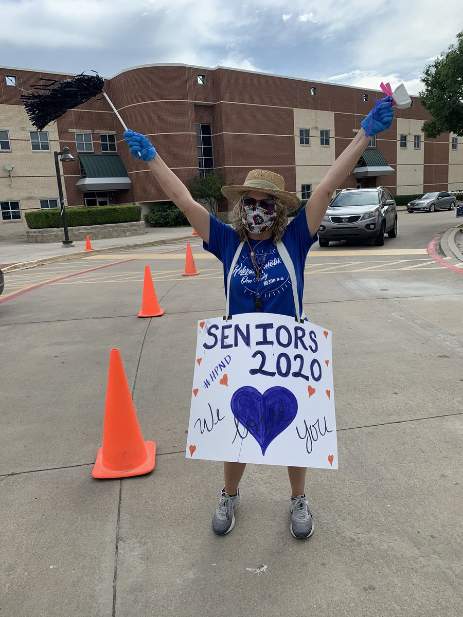 AP finalist of the year <a href="/sandraleelvms/">Sandra Lee</a>