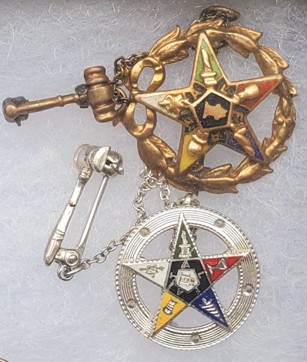 drpoundhouse's tweet photo. Sarah Pound and her daughter Georgia, and granddaughter Marguerite, were all active members of the Order of the Eastern Star. It is still in existence today, and allows both men and women. Monthly meetings would have been suspended in 1918 due to the Spanish Flu. https://t.co/FBkB4h8AWz