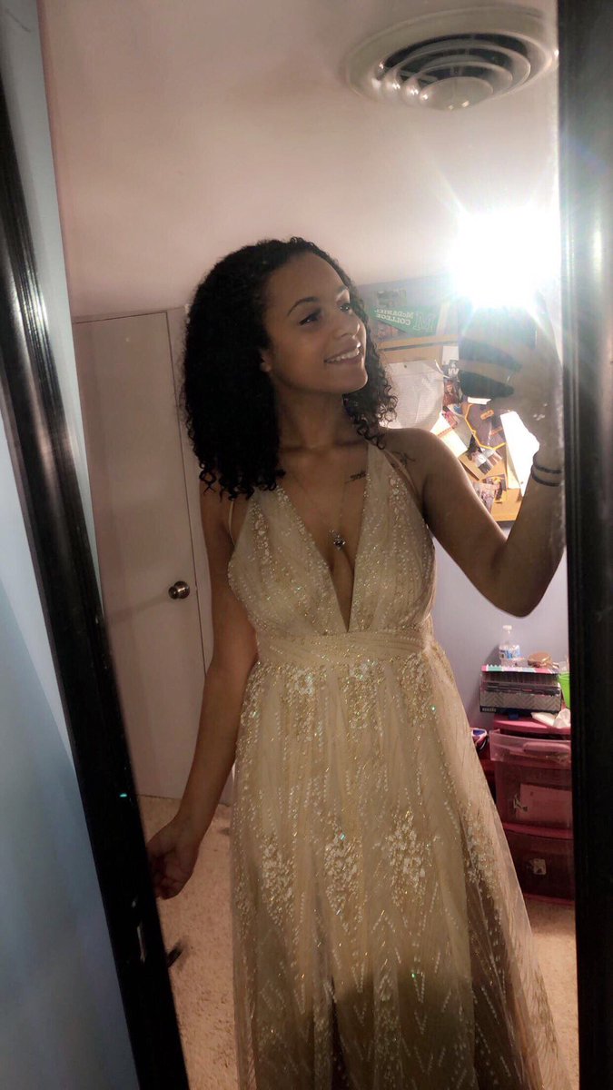BHS COUNSELING (@counsel_bhs) on Twitter photo Makayla Dodson prom 2020 #BHSPROM2020 #SeniorSpotlight <a href="/MichaelDillman/">Dr. Michael Dillman</a> <a href="/SBittner07/">Stephanie Bittner</a> <a href="/makayladodson3/">makayla 🥰</a> Makayla Dodson prom 2020 #BHSPROM2020 #SeniorSpotlight <a href="/MichaelDillman/">Dr. Michael Dillman</a> <a href="/SBittner07/">Stephanie Bittner</a> <a href="/makayladodson3/">makayla 🥰</a>
