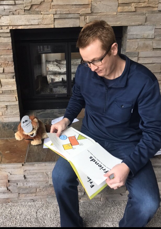 mismayer's tweet photo. Thank you @ijennkenn @bolthoused1 @kathrynadrake and @Kyle_Mayer1 for helping to make our morning meeting so engaging and fun! Our scavenger hunt ended with a mystery reader! @ghapspeach https://t.co/CjJtIYe2SP