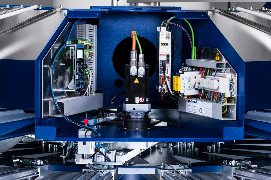 At the heart of each printing press is a selection of the finest components perfectly assembled, we believe things don’t need to be complicated.