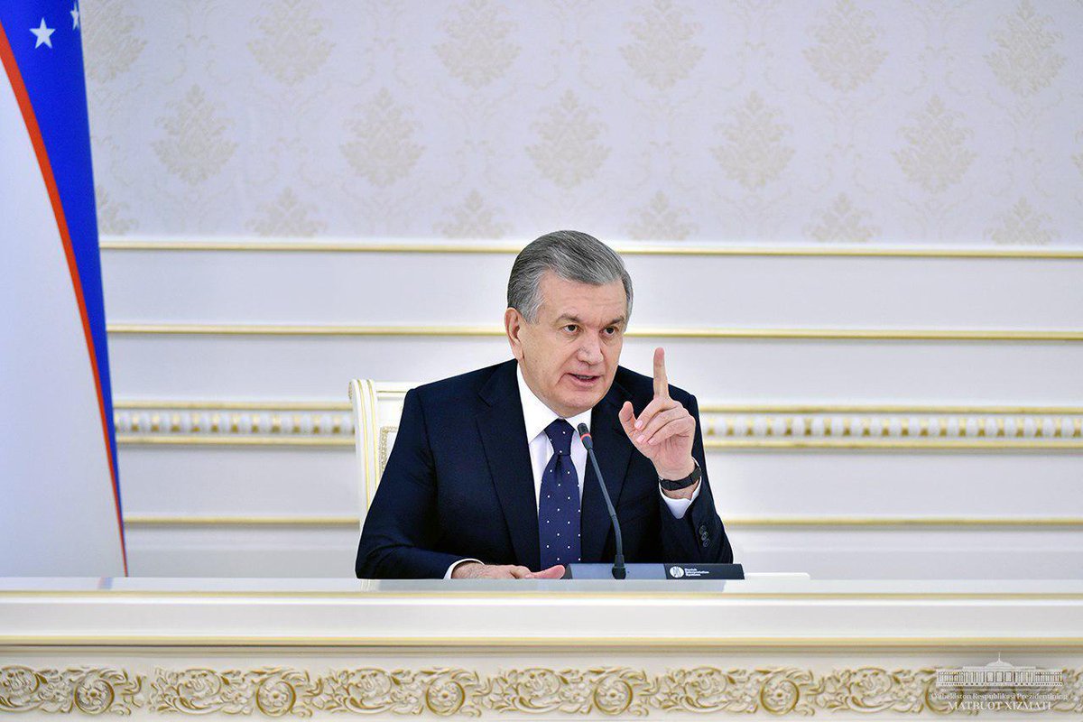 president_uz's tweet photo. President Shavkat Mirziyoyev chairs next videoconference on issues of population employment and resumption of work in economic sectors. Ferghana and Kashkadarya regions under focus this time.
#Mirziyoyev #Uzbekistan #pandemic #mitigateimpact #supportpeople #economy #employment https://t.co/3MzZUq8m24