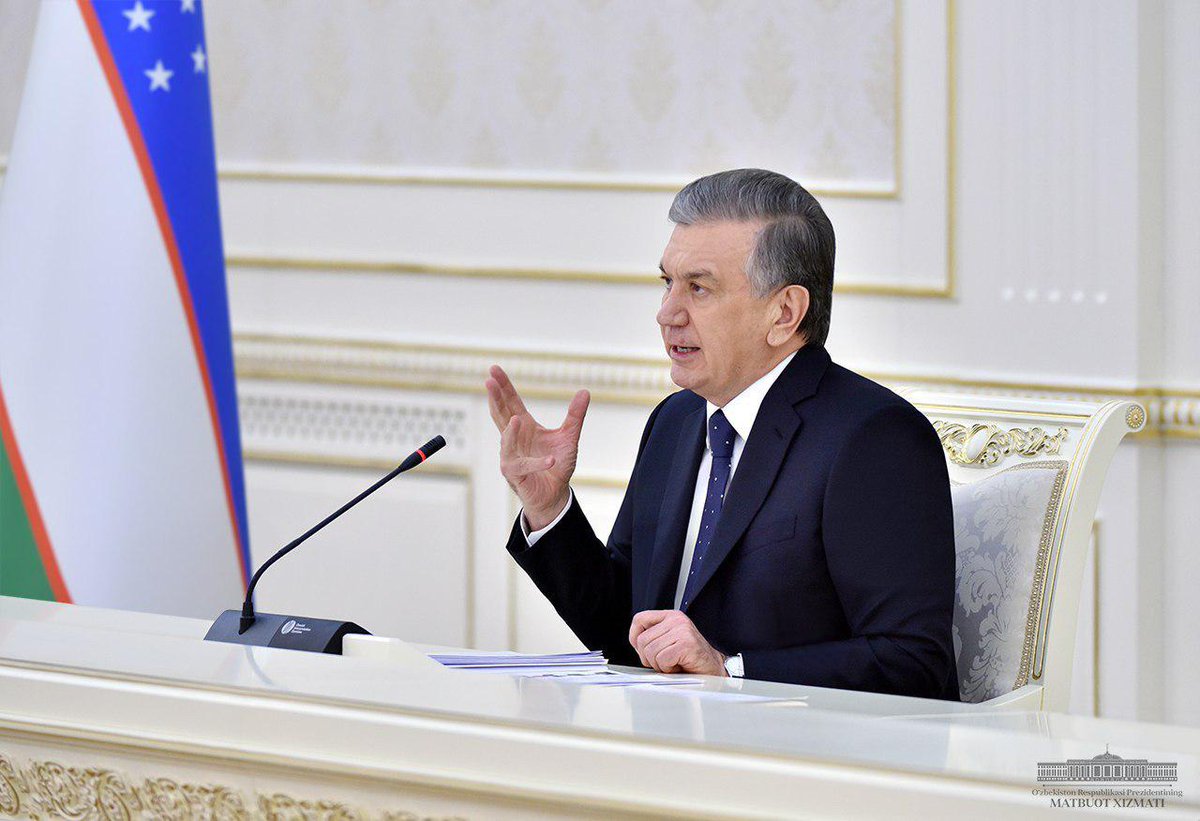 president_uz's tweet photo. President Shavkat Mirziyoyev chairs next videoconference on issues of population employment and resumption of work in economic sectors. Ferghana and Kashkadarya regions under focus this time.
#Mirziyoyev #Uzbekistan #pandemic #mitigateimpact #supportpeople #economy #employment https://t.co/3MzZUq8m24