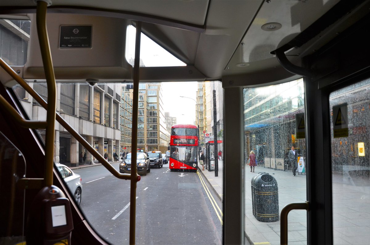 ttransithub's tweet image. London 🇬🇧

New Routemaster 
 
Inspired by the original AEC Routemaster, its notable for featuring a hop-on hop-off rear open platform to be fully accessible. In service since February 2012 but its continuity is not assured due to high cost and fare evasion.

🖌️Heatherwick Studio