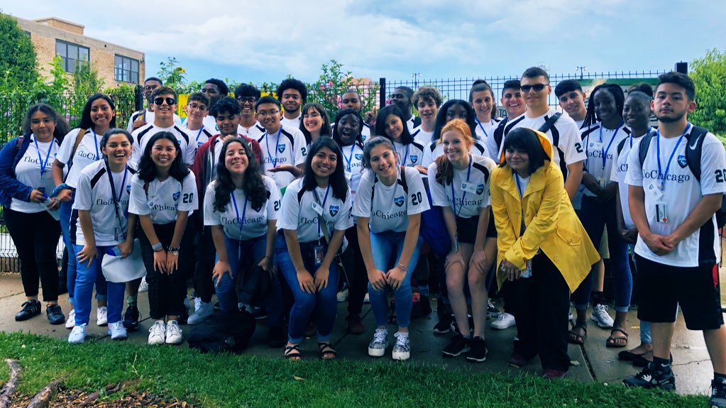 Excited to see this crew for our first ever floChicago virtual session tomorrow!! Want to join the fun and learn from new people, places, and perspectives? Deadline for HS juniors to apply for our next cohort is this Monday 4/27! Don’t miss out! floChicago.org #chicago