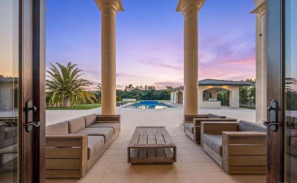 JayRobertsonLA's tweet photo. A grand estate unlike any other, behold and be mesmerized by this majestic Mediterranean Estate. ⁣
⁣
12009 Longacre Ave, Granada Hills | Listing by Sally Forster Jones, Levik Stephan and Anita Stephan of @Compass⁣
⁣
DRE 01097933 | #luxuryrealestate #realestate #compass https://t.co/eIylislxPG