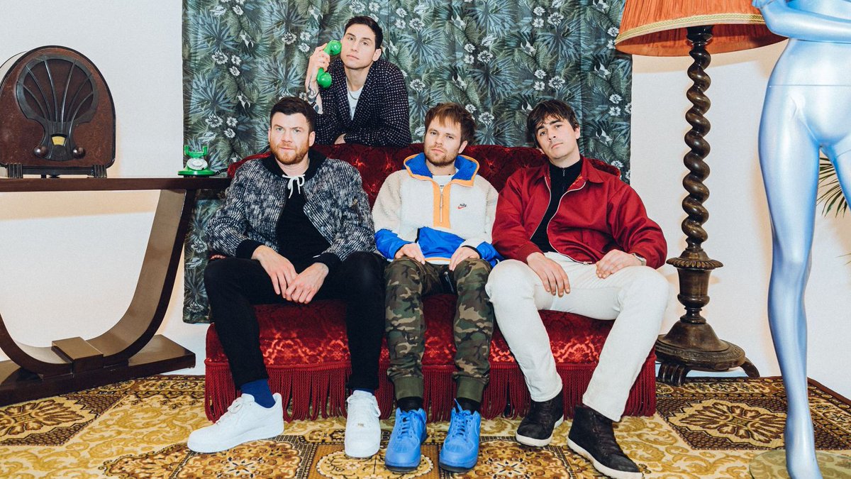 officialcharts's tweet image. .@ENTERSHIKARI just claimed their highest charting album ever! Nothing Is True &amp;amp; Everything Is Possible debuts at Number 2: bit.ly/2xXGMGd