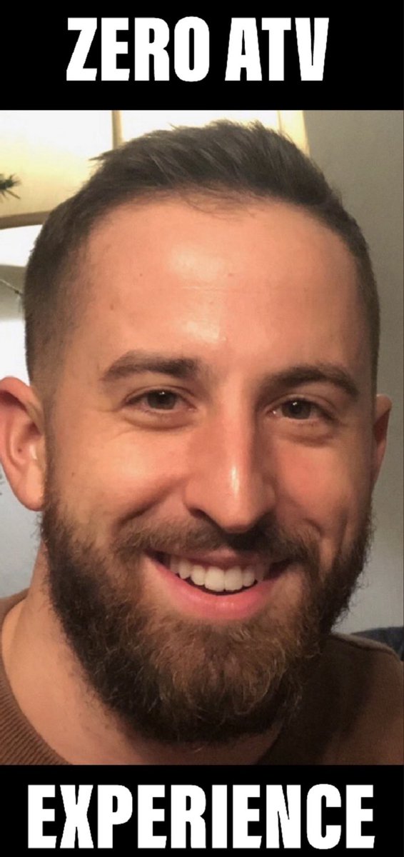TheodoreFlaxton's tweet photo. It is fake-beard Friday baby where I expose the falsest facial hair on this web page. This is a #Brandnewfeature so we might as well start with the worst lol. You will not be Shocked that it is Peeps who’s beard looking like he bought it at Denny’s. https://t.co/YLrdp45jOr