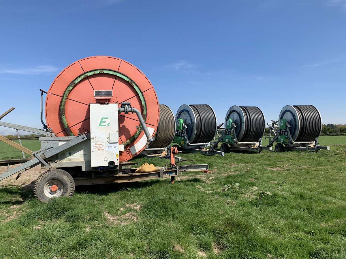 Bauer_FAN_UK's tweet photo. Preping a fleet of 20 #Bauer #Rainstars for #irrigation2020 This farm highlights the benefit of Bauer quality, new 2020 Rainstars, working alongside Rainstars supplied 23 years ago. Quality counts, it’s not all about initial cost. #Quality #totalcostofownership #Smartrain https://t.co/fs3WcOpHJ2