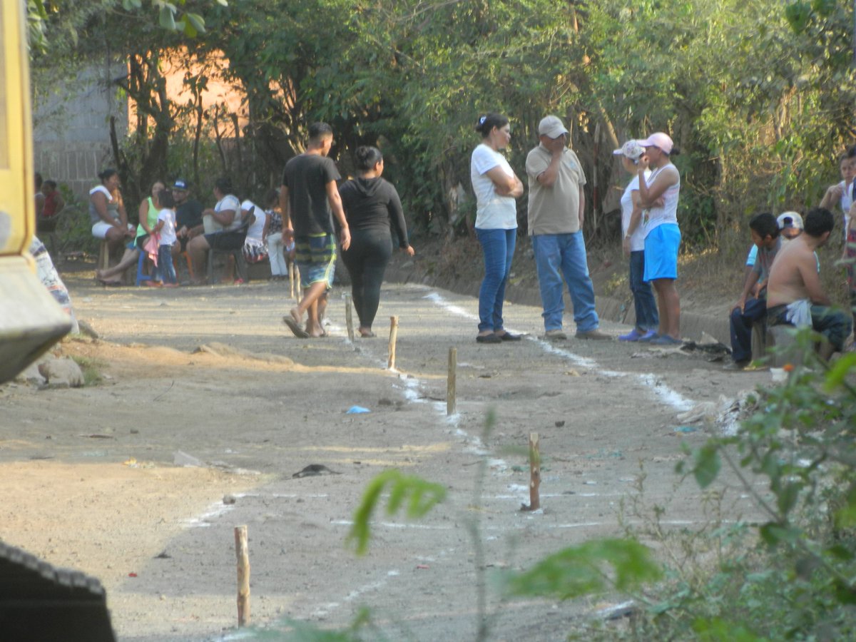 atipitapa's tweet photo. Inicia proyecto de adoquinado y drenaje de calle con un alcance de 385 metros lineales en el barrio Jorge Navarro #1 de Tipitapa impulsado por el buen gobierno sandinista. https://t.co/YMvFEQgeMX