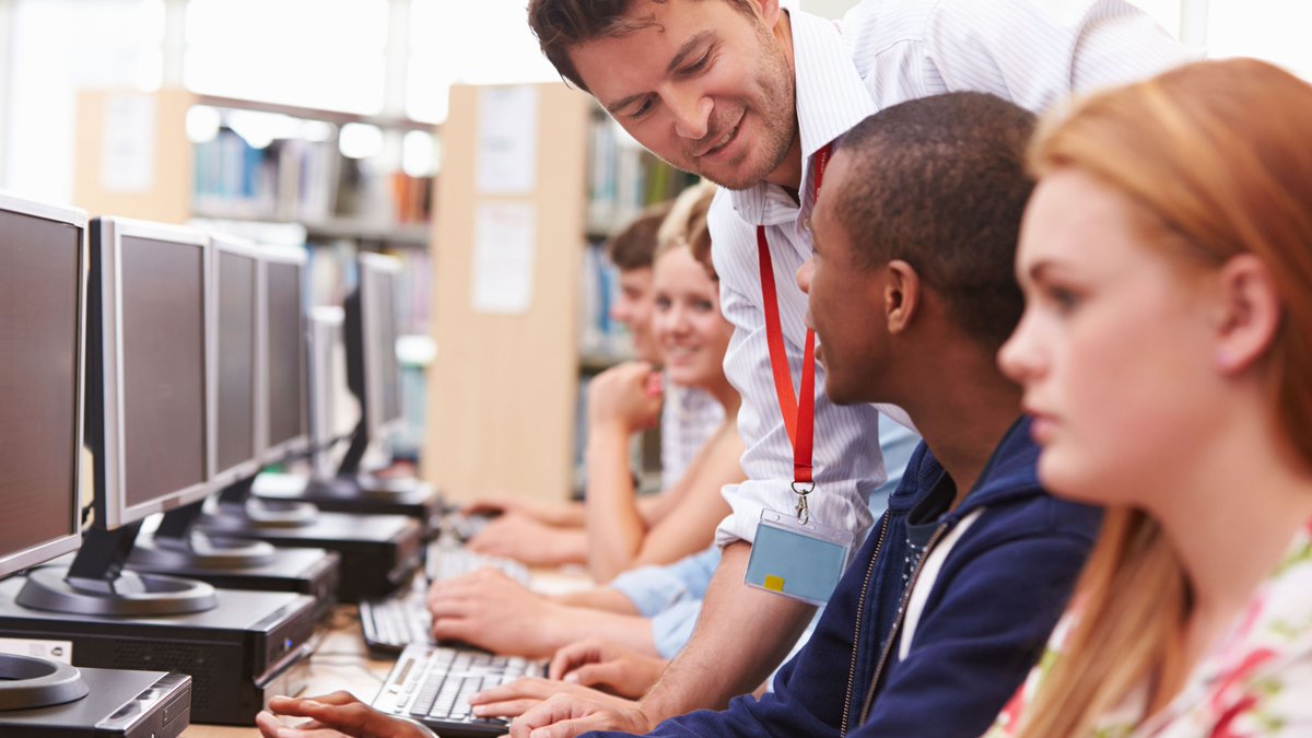 BroadcastSims's tweet photo. Teachers now have a cost effective way to teach all students how to switch cameras, prepare scripts, incorporate graphics and commercials into live broadcasts! No more teaching only 2 or 3 students in a studio setting. Teach all of your students these valuable skills!
#broadcast https://t.co/c8PN8GcjAf