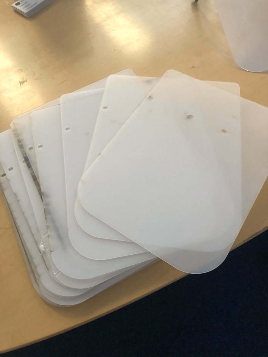 signaturesign5's tweet photo. We’ve been busy producing these face visor masks for the NHS Tayside  ........they’re made from 1mm PETG plastic and cut on our laser machine...... the headbands are produced by NCR Discovery Centre on their 3D printer 👌
#frontline 🌈 #nhs #lasercutting https://t.co/AgE3UbS8yD