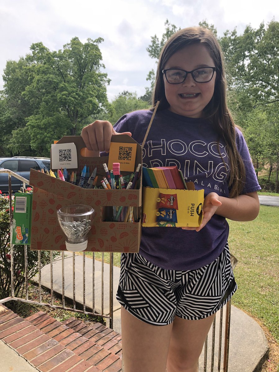 lizamscott's tweet photo. Do you need help being organized during distance learning? Don’t worry, Madi has you covered! How creative and awesome is this “Homeschool Container”?! Madi, are you taking orders? 🤔 #TrashChallenge #GiftedProject #creativity @RESelem https://t.co/HV0KLbO9mg