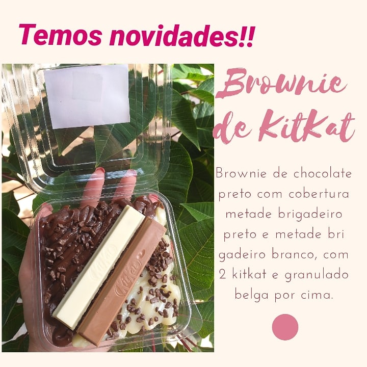 Gaby_Bonotto's tweet photo. Essa delicia de brownie de kitkat não merece ficar só aqui na foto? Peça já o seu para o seu final se semana ficar mais doce!!! Apenas $8,00. 
Sou do Guajuviras e tenho tele entrega. https://t.co/1JxGnnU5lx
