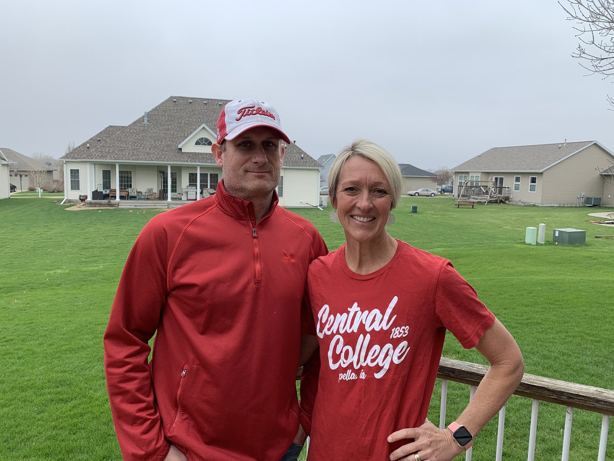 mrbrandmvhs's tweet photo. Supporting the Lisbon Community by wearing #RedForRoger @RBrand7 https://t.co/Pel0IrfXyw