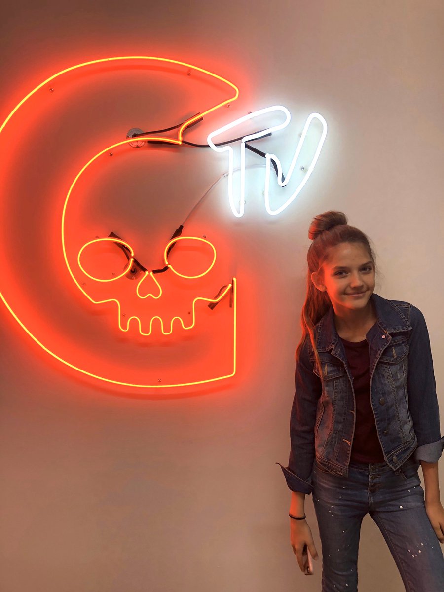 CarissaBazler's tweet image. The Crypt TV cast and crew from The Girl in the Woods is doing an AMA TODAY on Discord 11am PT/2pm ET! Please join us! @CryptTV @kalpenn @PeytonList #TheGirlintheWoods #crypttv #cryptcult #cryptfamily #cryptmonsters #cryptmonsteruniverse