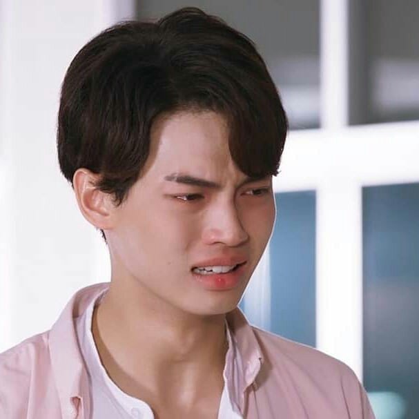 Phoom06's tweet photo. เธอทำให้ฉันร้องไห้ตาม🐰 ฉันชอบ ผช คนนี้คือแบบพี่วินเป็นไทน์ได้โครตสมบูรณ์แบบ หาที่ติไม่ได้เรยยอม!!🐰🐰 #คั่นกูep10 
#เพราะเราคู่กันep10
#วินเมธวิน
#winmetawin
#ไทน์คนชิคๆ
#brightwin 
#เจ้ากาตุ่ย🐰 
#วินไบร์ท https://t.co/V1fIIdQwzo