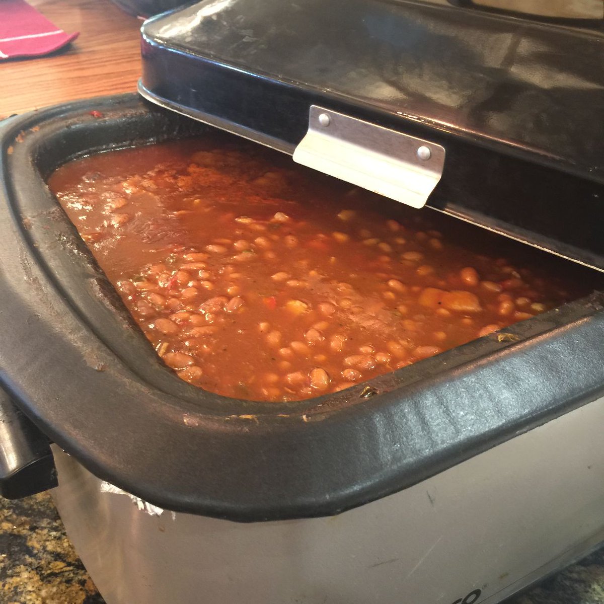 natNKB's tweet photo. New blog post up at #prairiepurview: Cow Camp Pinto Beans. https://t.co/ZmVspu44nD #chuckwagon #texashistory #pintobeans #beansrecipes #Texasblog #Fridayblog #TexasAuthors https://t.co/D30zqysAHy