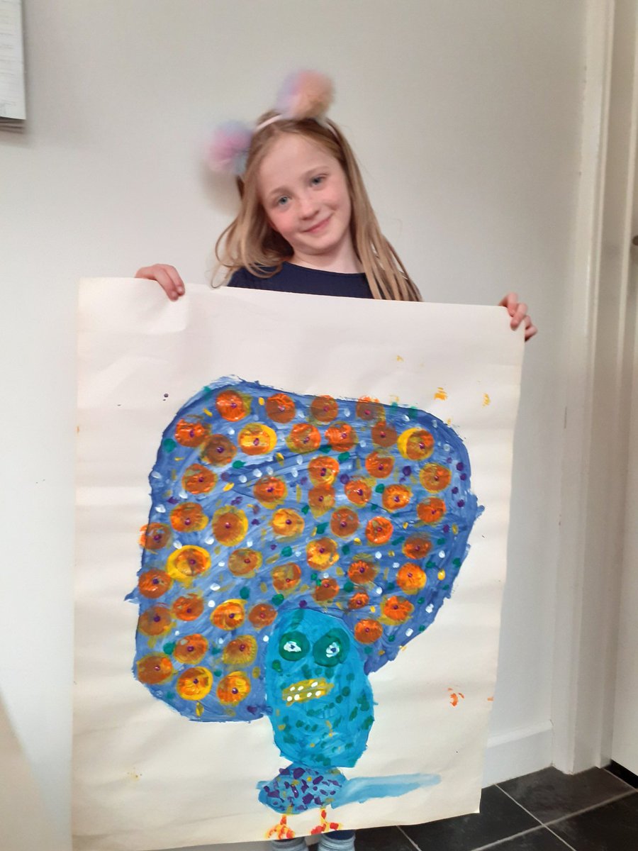 ClaireB787's tweet photo. Tingatinga inspired animal paintings. #hccpshomelearning @HuttonCran @MissM_HCPS @MissR_HCPS https://t.co/8JzV2zejIQ