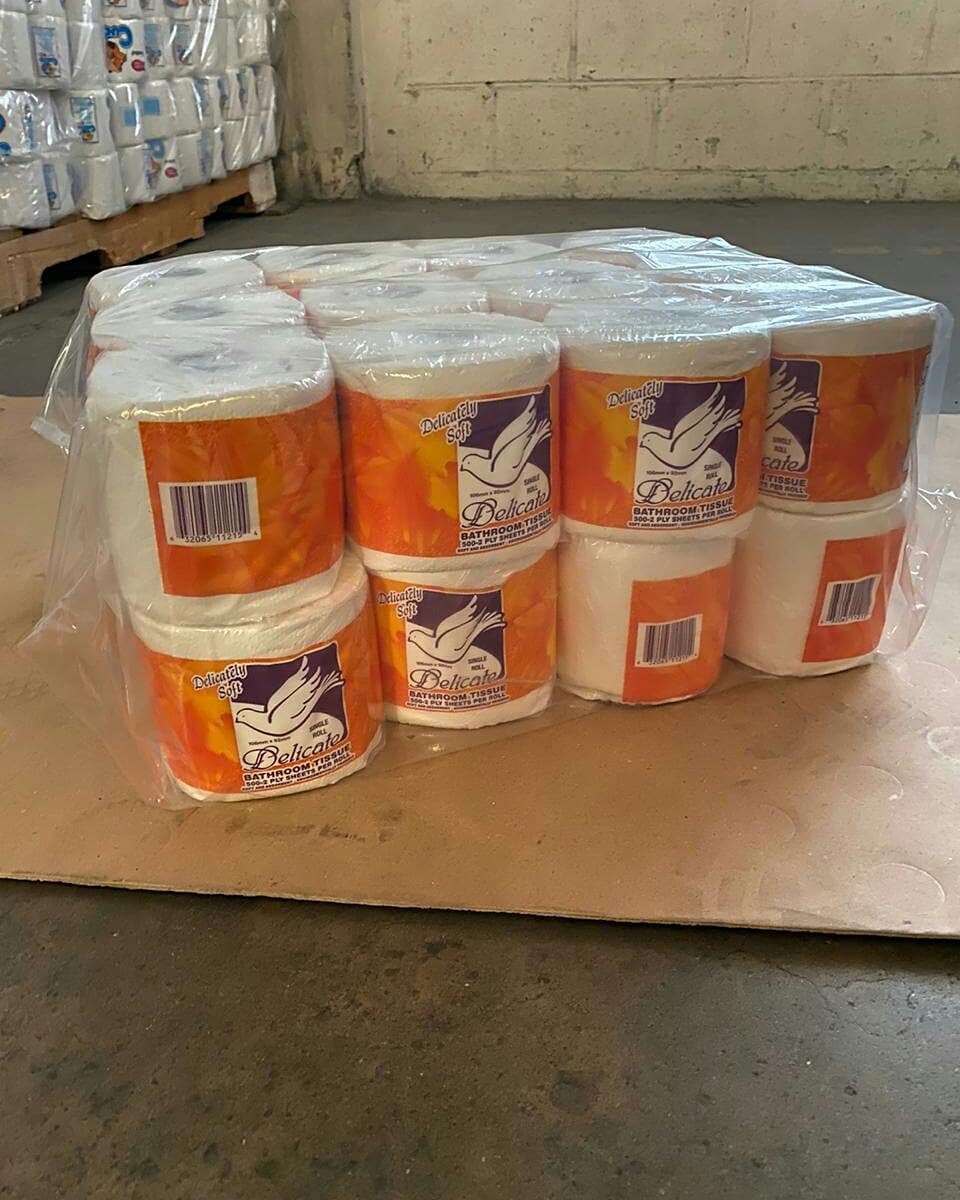 theJMEA_'s tweet photo. Jamaica's first shipment of toilet paper to the United States.
Creating history and taking advantage of the export opportunity is local paper products manufacturer and member of the JMEA Quality Incorporations Ltd.
We commend and congratulate the Quality team on the new venture! https://t.co/ZvEoZTQYDs