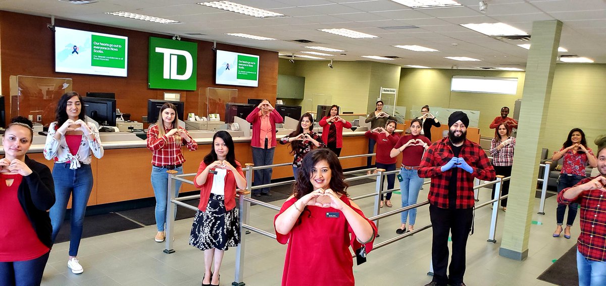 Today the team is wearing red for all of the victims of the Nova Scotia tragedy. #ThankYou to all the first responders across the country who put their lives on the line to keep us safe. #WearRedFriday  <a href="/RCMPNS/">RCMP Nova Scotia</a>