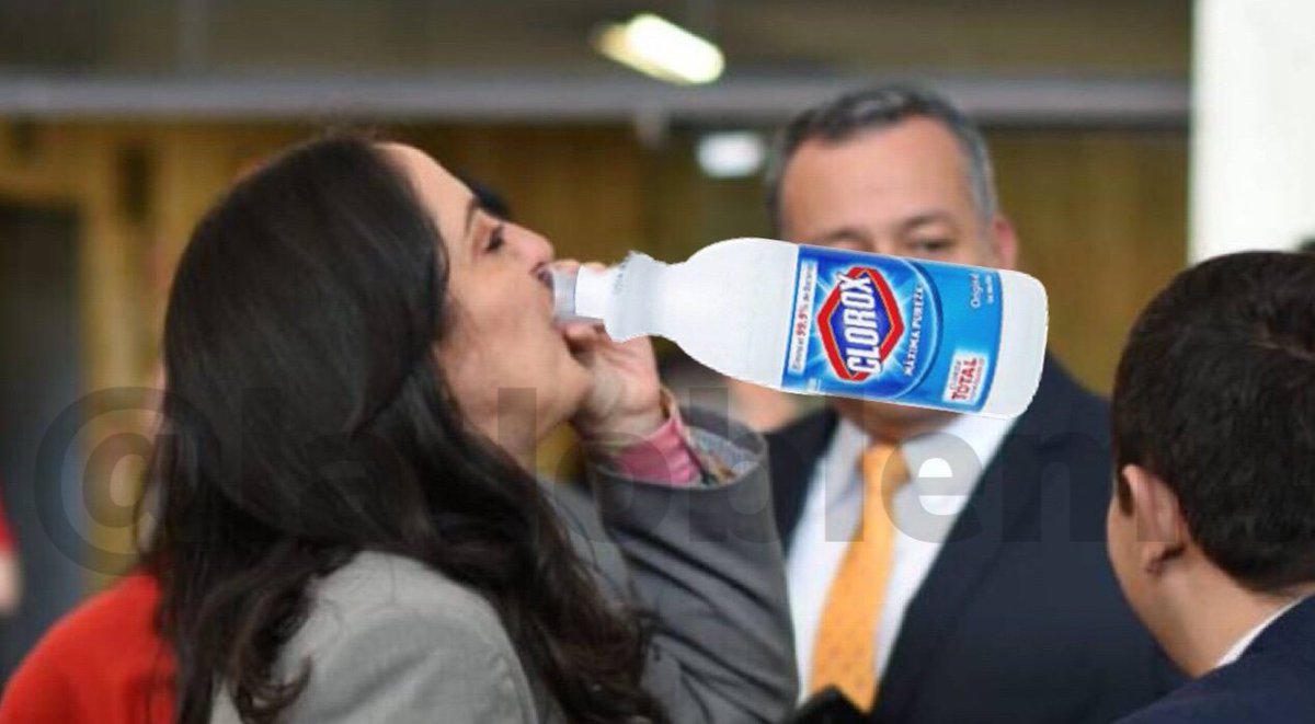 ¡Pa' arriba! 
¡Pa' abajo! 
¡Pal Centro -democrático-! 
¡Y pa' adentro!