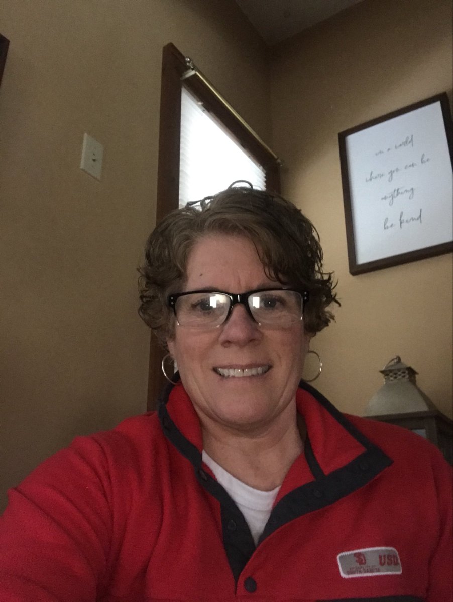 KathleenACochr2's tweet photo. Thinking about our neighbors @LisbonCSD prayers for the Teeling family and the entire Lisbon community #RedforRoger https://t.co/V5uLc4agAN