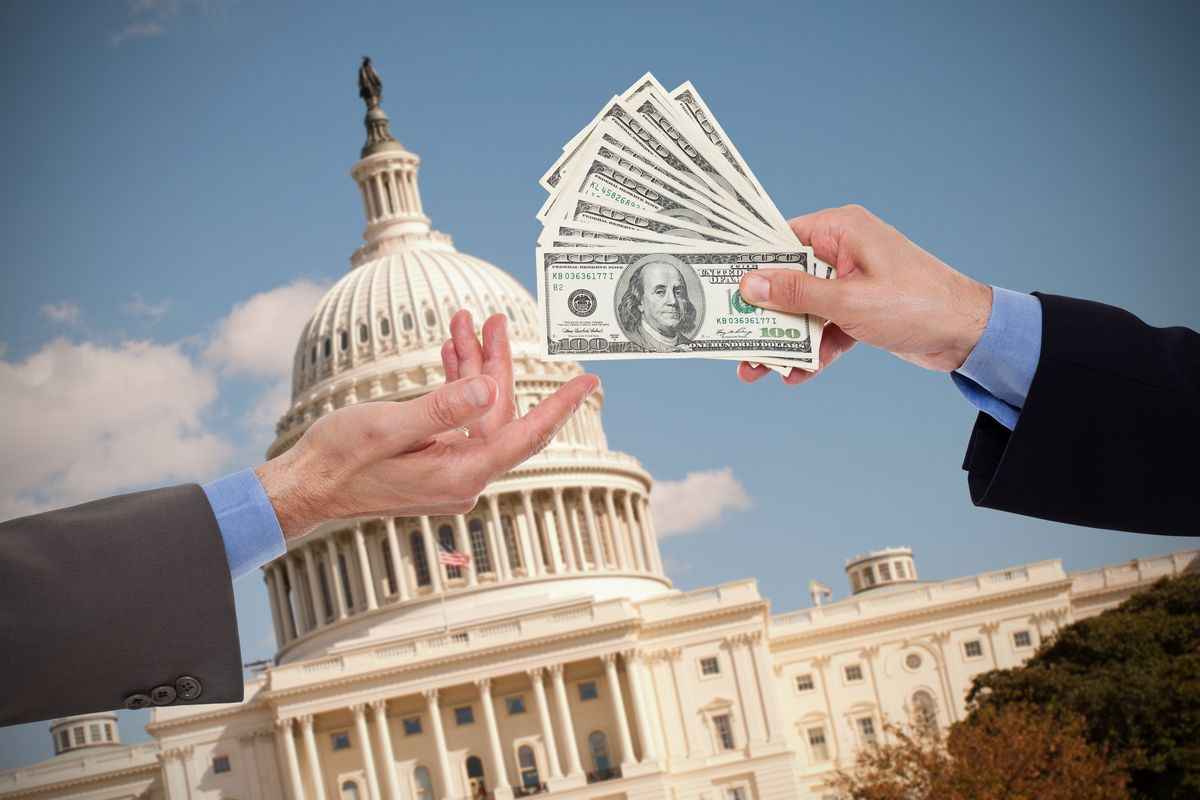 53) Over $12 billion was spent lobbying Congress between the years of 1998 to 2004. In fact, just in 2004 alone, $5.5 million was spent per day lobbying Congress and other federal agencies. This is wildly out of control and totally unacceptable.
