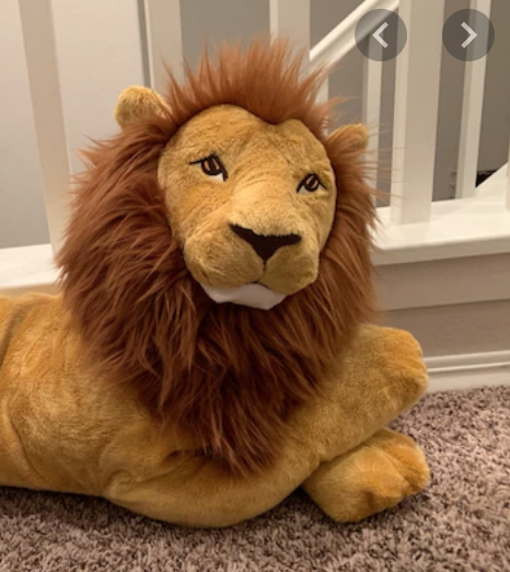 Remember_Sarah's tweet photo. I'm shopping stuffed lions and.... they all look like therapists https://t.co/L8QiWRF4NE