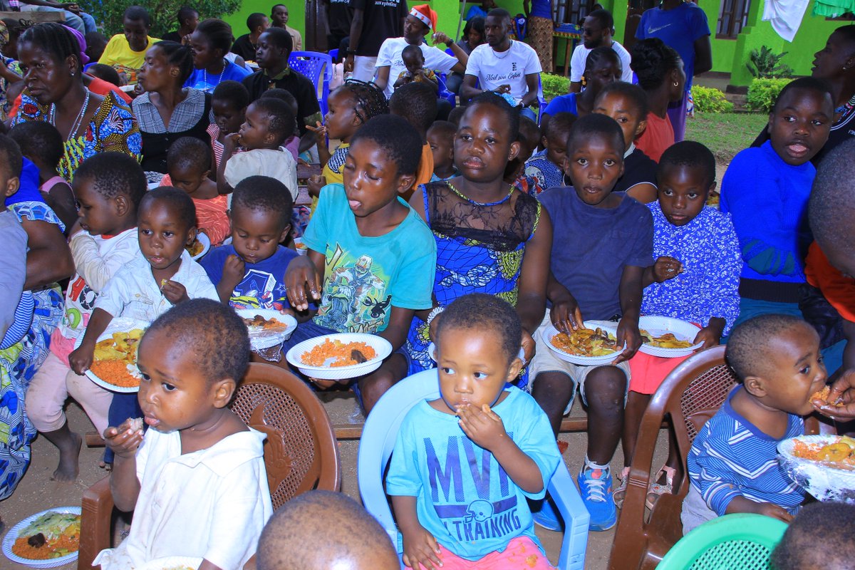 Charity Distressed Children tweet media