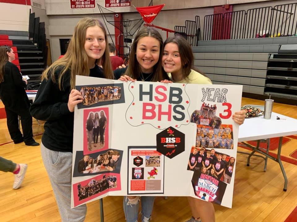 AriannJones's tweet photo. everyone make sure they are following @HsbCardinal &amp; @BHSSportsMarke3 !!! https://t.co/bYKi7isK1r