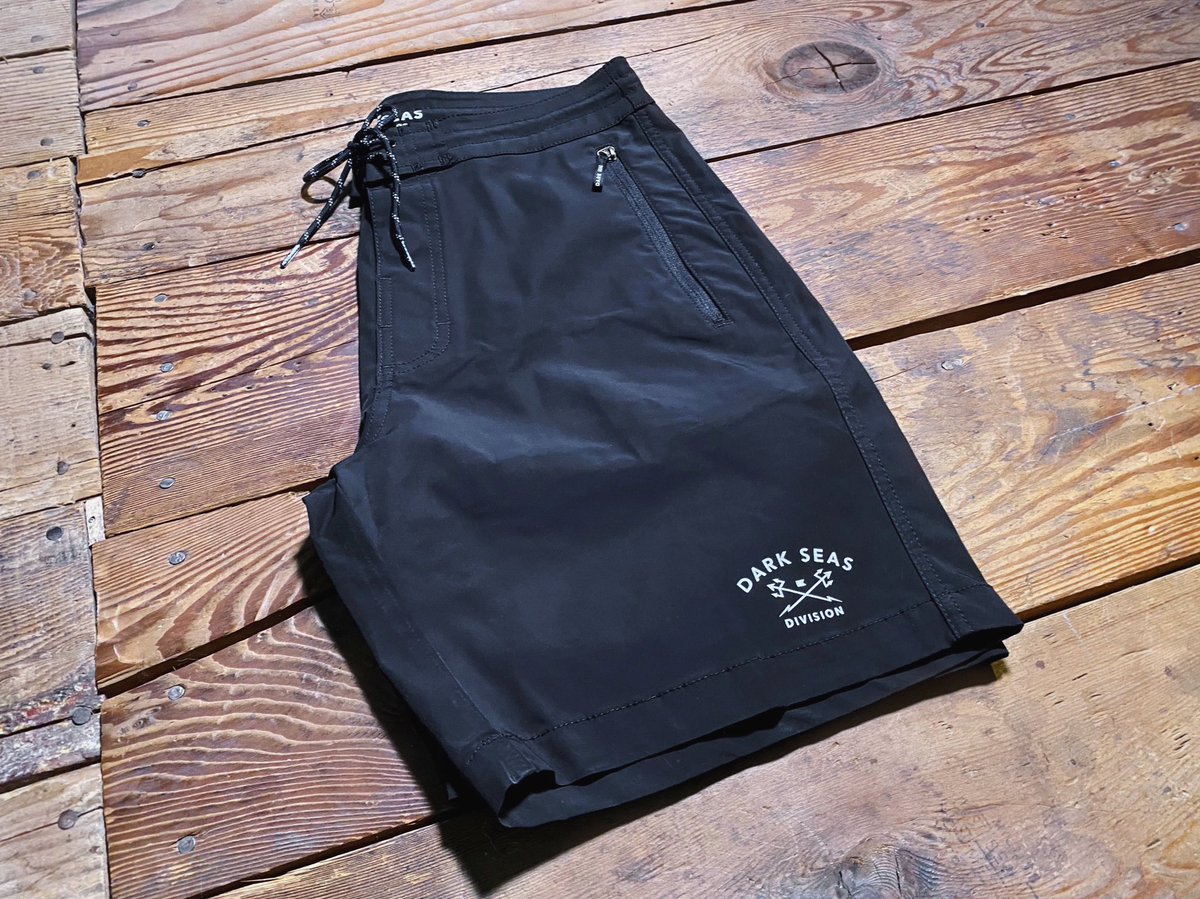 BOWLSLA's tweet photo. The @darkseas Tack boardshorts are perfect for the pool or lounging at home. Link: https://t.co/ZluNKbYplW https://t.co/AFHuk0LLiI