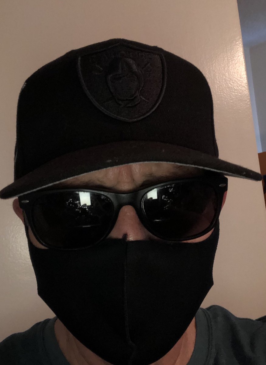 Robinsheridan61's tweet image. #Raiders #StayHome #masksRcool