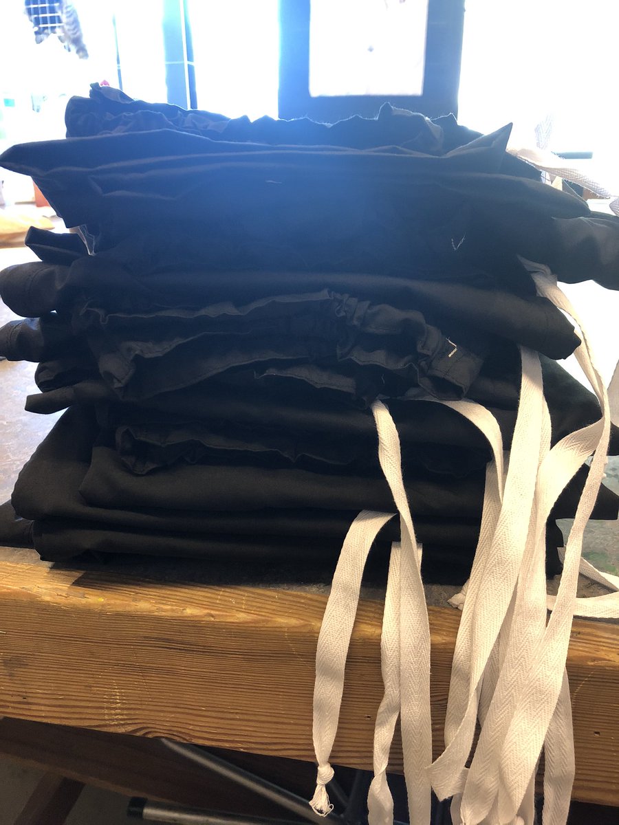Cocoonfashions's tweet photo. Lots of scrubs made by us this week at @CCNCreativeArts @norwichcollege for our absolute heroes of the NHS #fortheloveofscrubs #NHSHeroes #doingourbit https://t.co/2P5Mc1JiPB