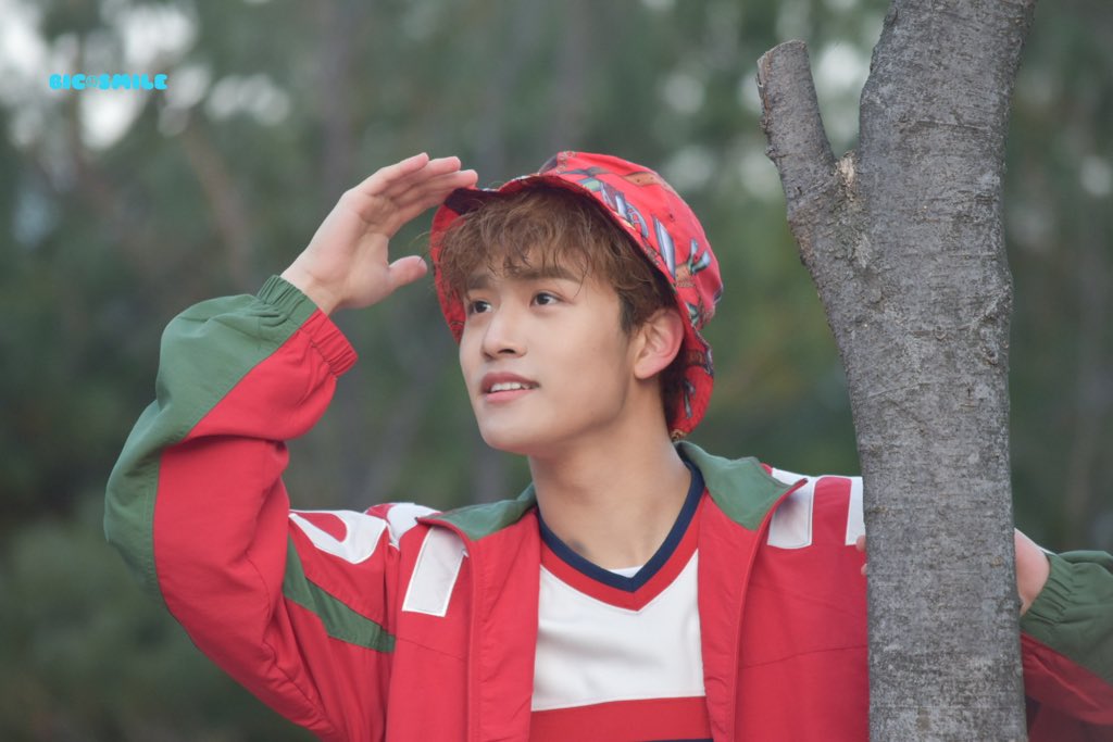 ggukisss's tweet photo. EU ESQUECI DO ANIVERSÁRIO DO AMOR DA MINHA VIDA
#HAPPYBICTHDAY
#Fire_태워_밤새_오늘은BICDAY
#HappyBicDay
@McndOfficial_ https://t.co/vciskW9a63