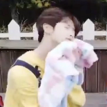 LQ_dongpyo's tweet photo. 꼬질동표 https://t.co/LAqCdUyJ5o