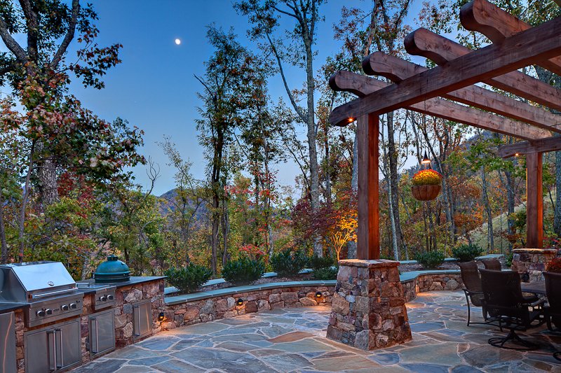 ACMDesign's tweet image. A kitchen doesn't always have to be inside the home 🍽️ Let us help you plan for the summer months ahead and design an outdoor retreat right at home!
-
#ashevillearchitect #outdoorliving #acmdesign #homes #custom #designer #828isgreat #outdoors #mountains #summeriscoming