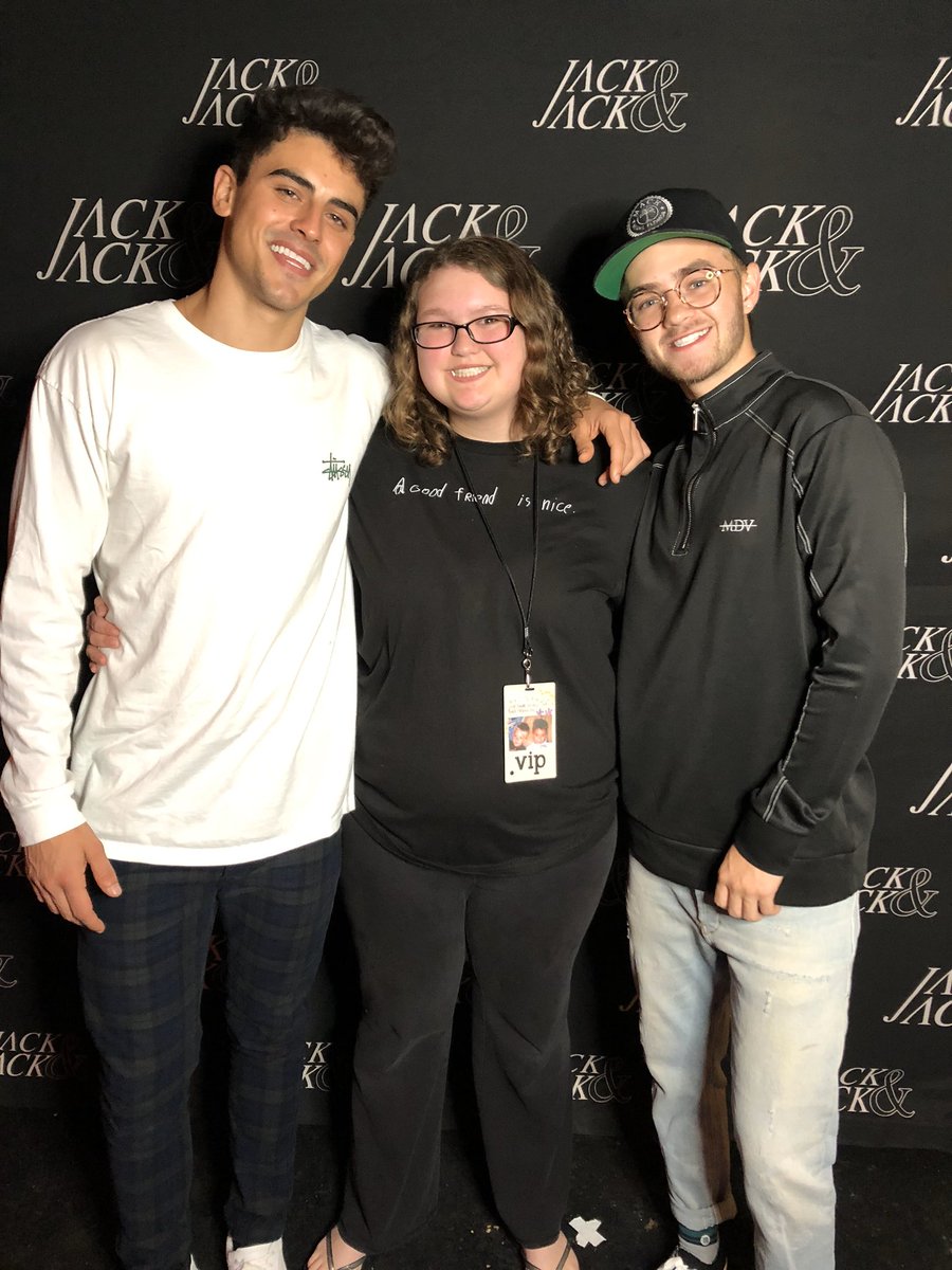s0courtneyy's tweet photo. It’s been a year since we met @jackgilinsky @JackJ @JackAndJack #AGFIN https://t.co/Gq6NHfVCM5