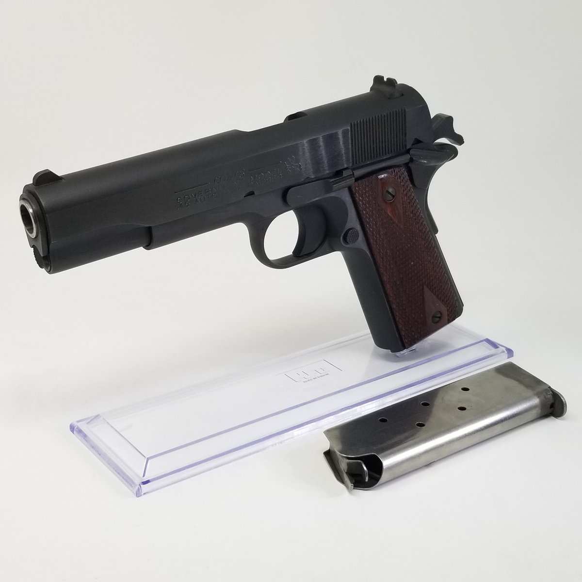 TopGunPawn's tweet photo. Colt Government 1911, "100 Years Of Service" in #45acp, Model 01991! 🔫🛡
•
This 2011 #GovernmentModel 1911 has a 5" barrel, blue finish slide/frame & features Colt's "100 Years of Service" roll mark to celebrate the hundredth anniversary of #Colt's introduction of the 1911! 🇺🇸 https://t.co/sK732j0ZSJ