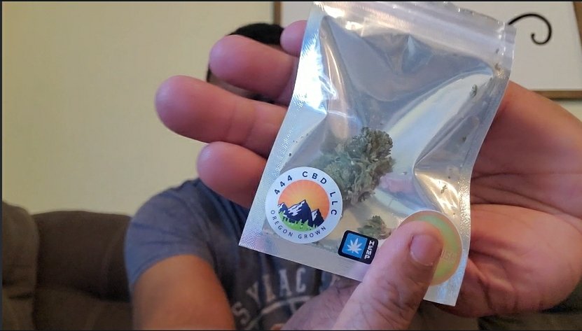 EddieLovesCBD's tweet photo. New BUBBA KUSH review from 444 CBD LLC 🔥
https://t.co/1qgi4Aow0G

#Hemp #CBD #cbdhealth #cbdproducts #CannabisCommunity #cannabisindustry #CannabisNews #CannabisMedicinal #CannabisIsEssential #cbdflower #hempflower #cbdhempfower #hempreview #cbdreview https://t.co/Yh2d6HVeW4