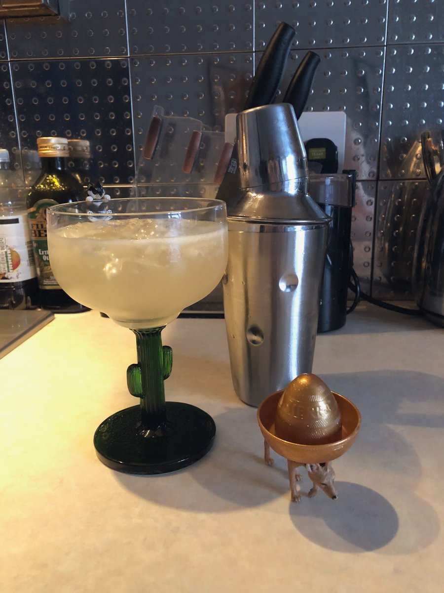 RabbetFace's tweet photo. On the advice of @KatoJackal I have decided to combine both photo editing and Margs. Wish me luck! 😌 https://t.co/tCpAH8jB3B
