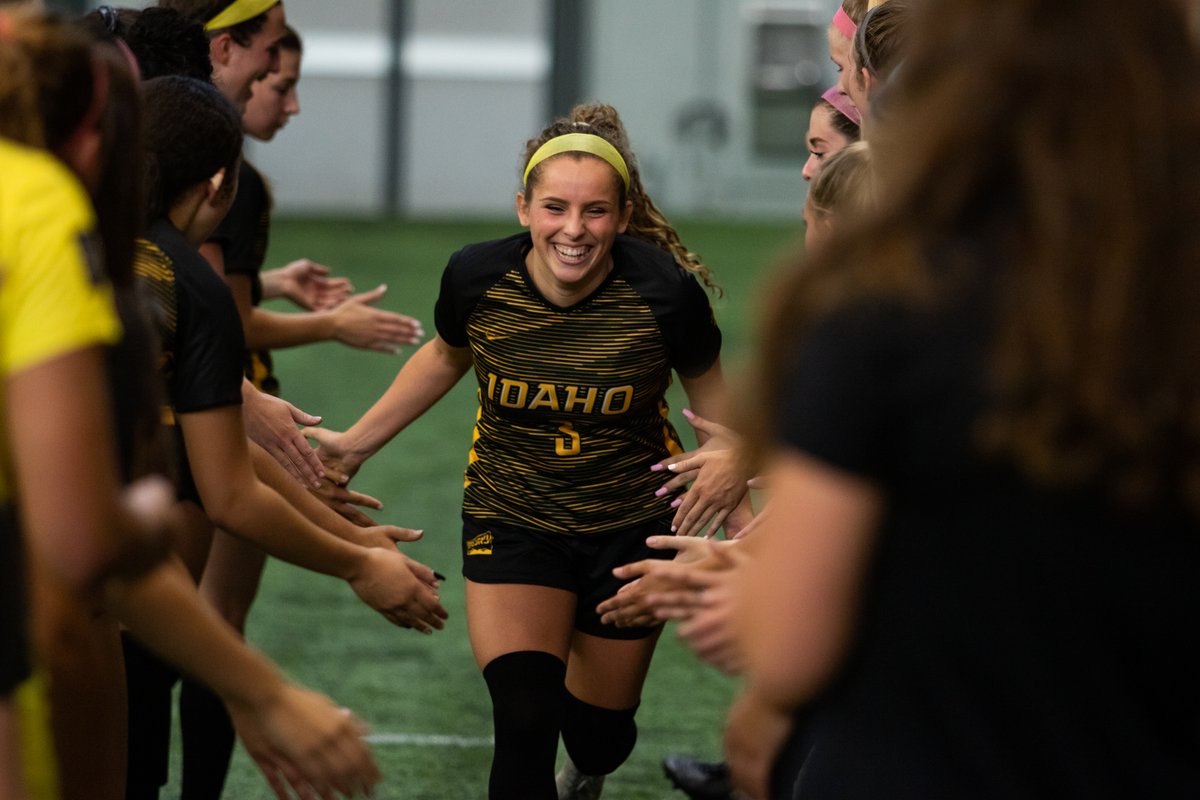 Idaho_Vandals's tweet photo. That #FridayFeeling 

Enjoy the weekend Vandals!

#GoVandals https://t.co/3DXMXXyDmu