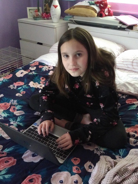 GrundyAve's tweet photo. So proud of Valerie for working so hard! We gave her dad a call for the #goodnewscalloftheday Way to go Val! 👍 #GrundyGreatness https://t.co/dglPhUu9to