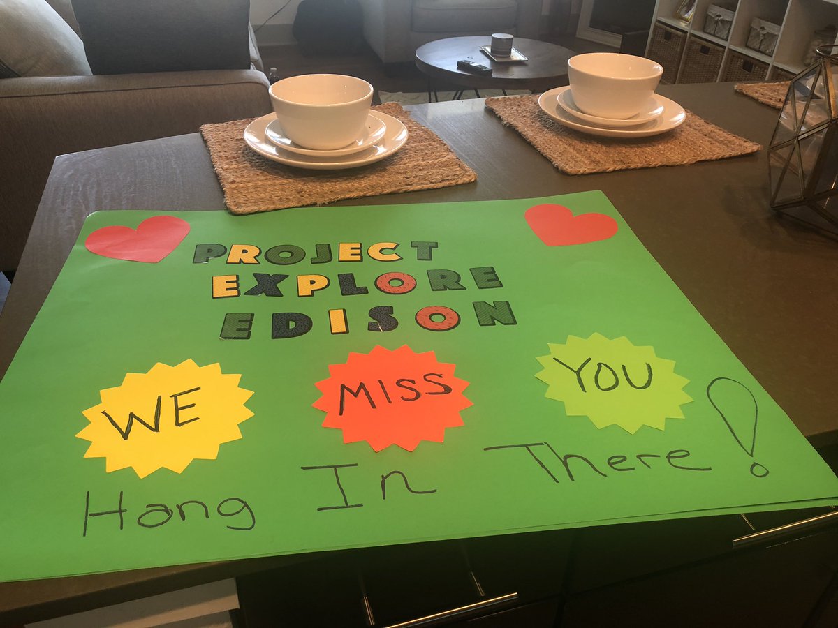 TrinaLowery11's tweet image. Ms. Trina is not the best artist but here goes! Getting ready for a car parade for our students at Edison Middle School! I hope the kids like it!!! 
#projectexplore
#edisonmiddleschool 
@HISD_ProjectEx  @edison_school