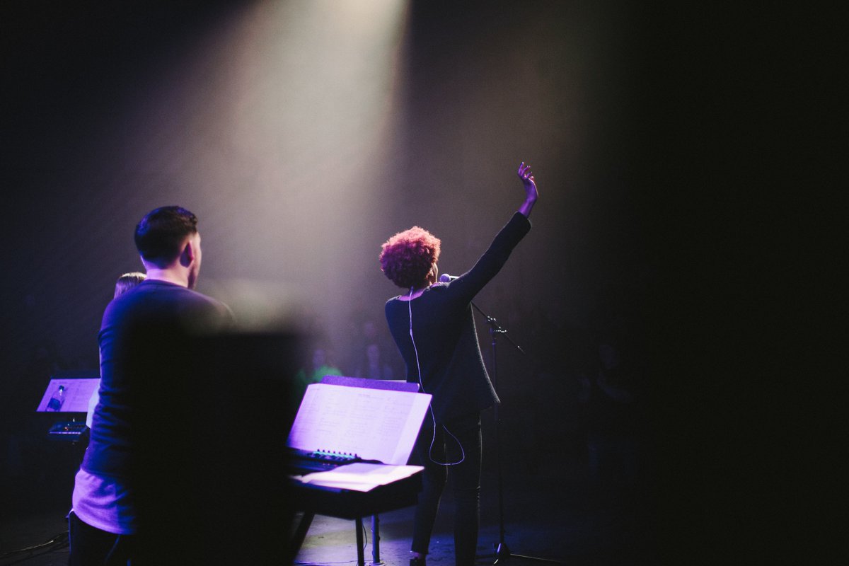 stagewood's tweet photo. 5 questions every artist should ask themselves...

1. What is my end goal?
2. What are my short-term goals?
3. What are the keys of success?
4. What's my marketing plan?
5. What are my financial needs and goals?

#stagewood https://t.co/MiQ36ihkhi