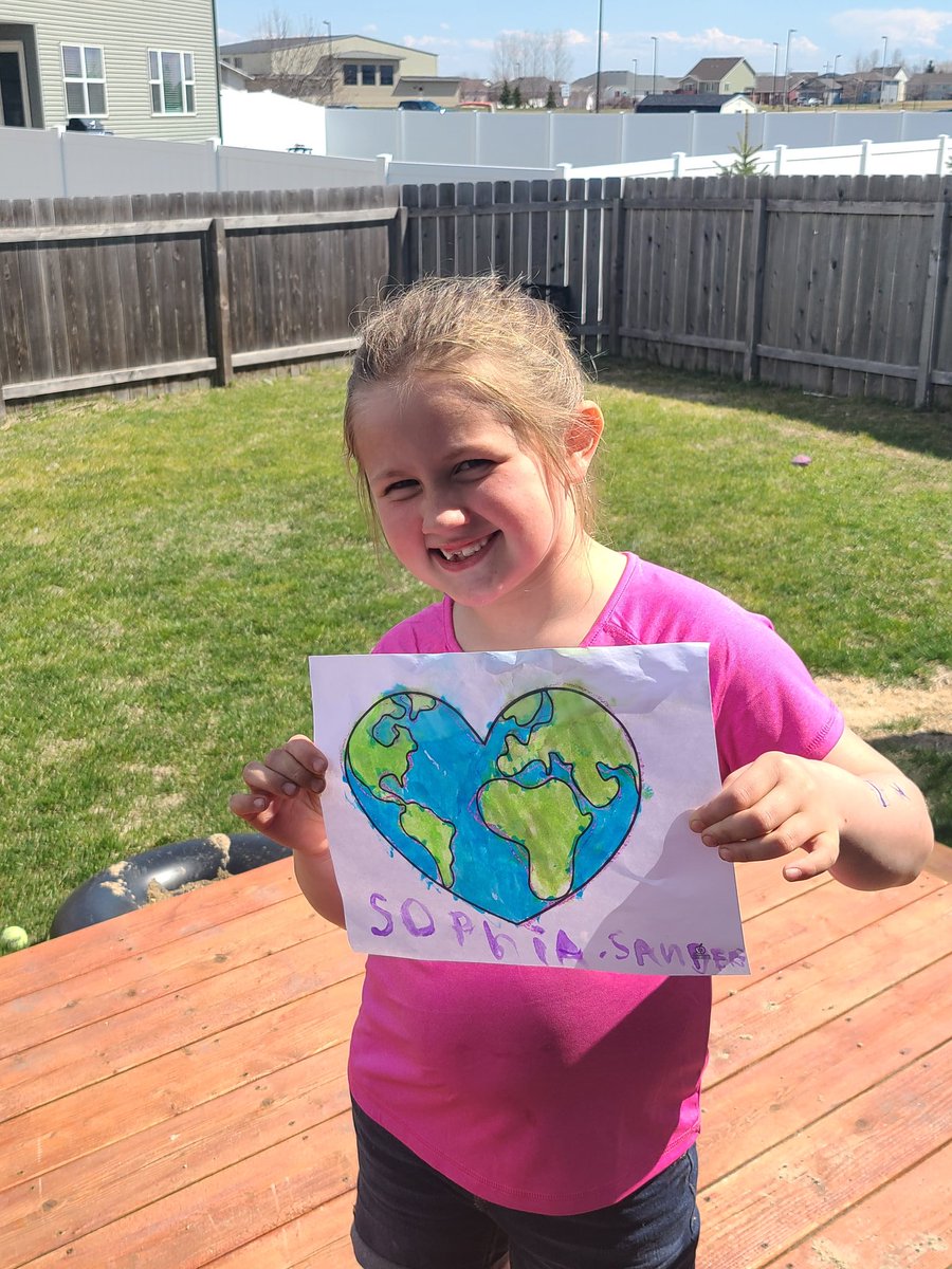 as_maki's tweet photo. Happy Earth Day 🌍 @sgrspuds @KatyMillerSGR_K https://t.co/iQ41GhBJMu